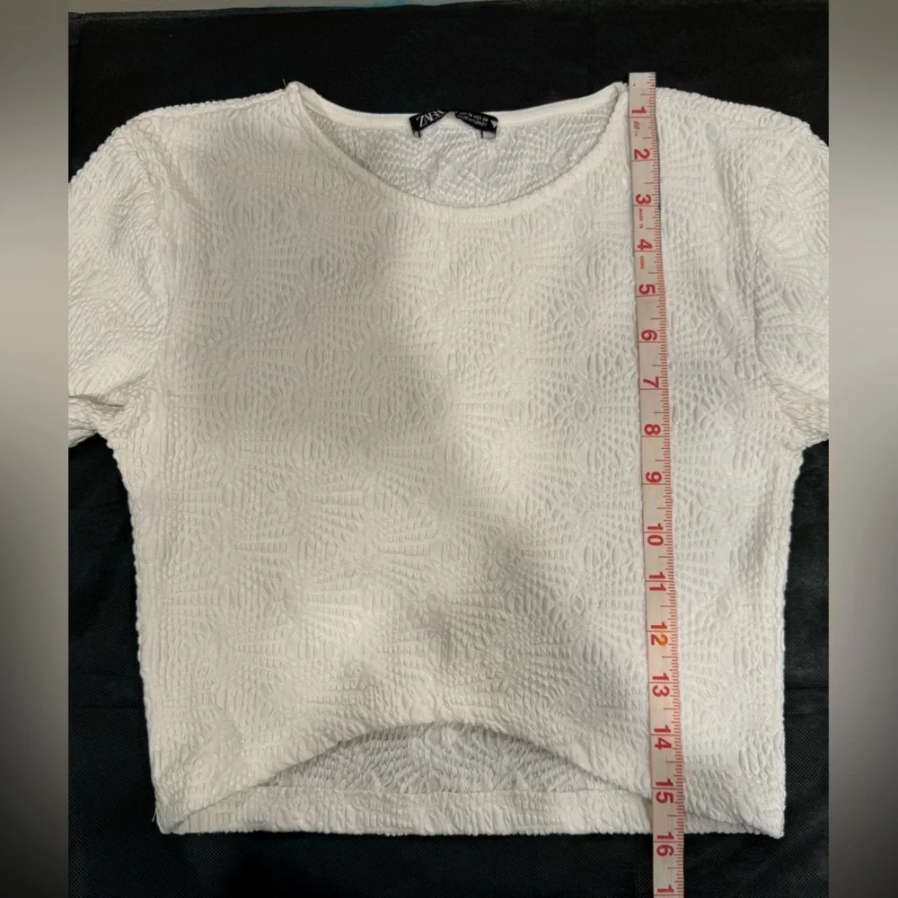 🔥Zara Crop Top White Sz S 90’s🔥